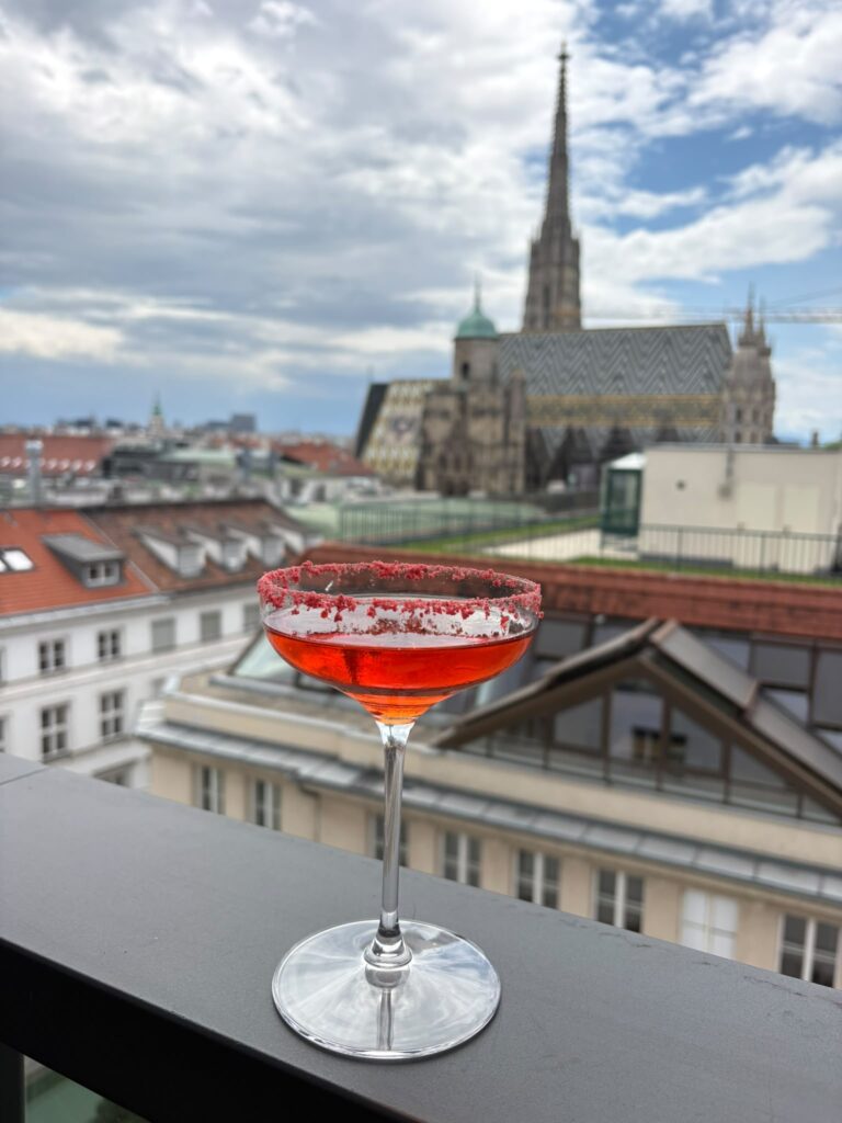 Lamee Rooftop Bar